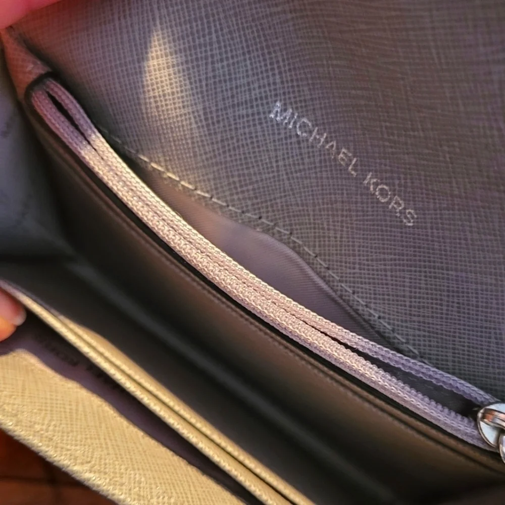 Michael Kors Saffiano Leather Star Wristlet
